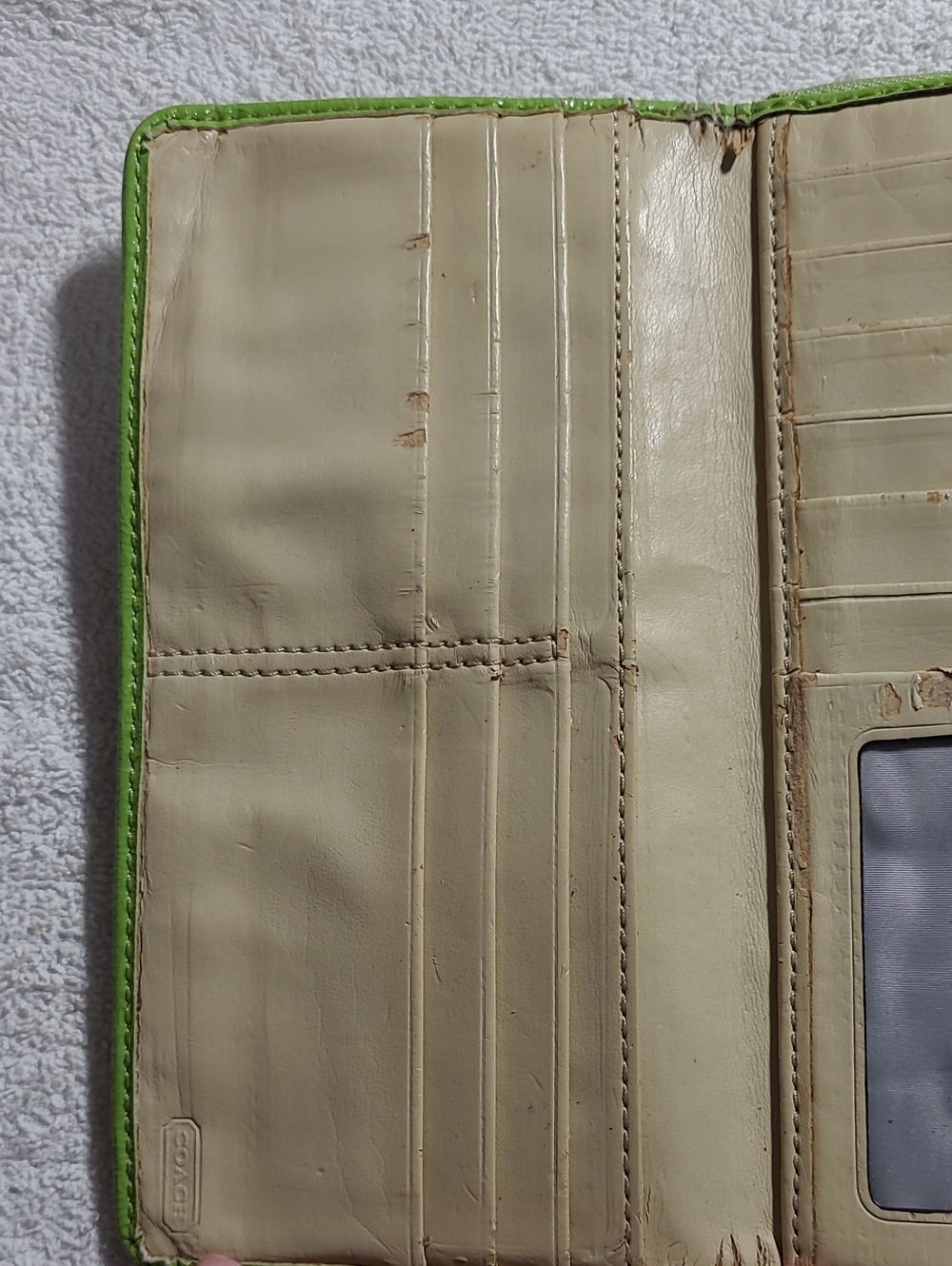 Coach Signature Canvas Wallet with Lime Trim - Picture 2 of 6